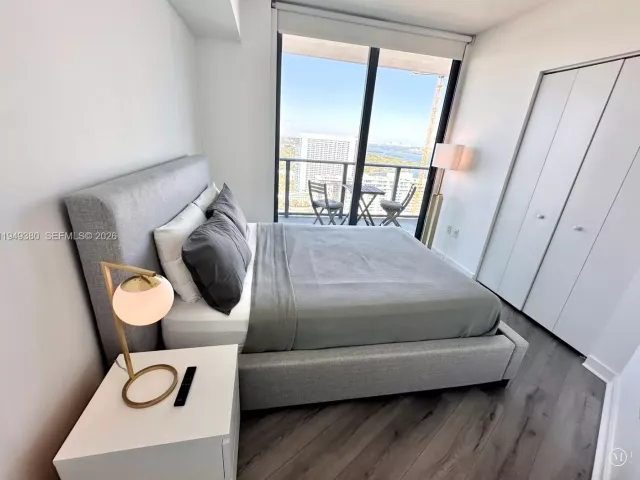 Квартира в аренду номер3601 - фото 7192662