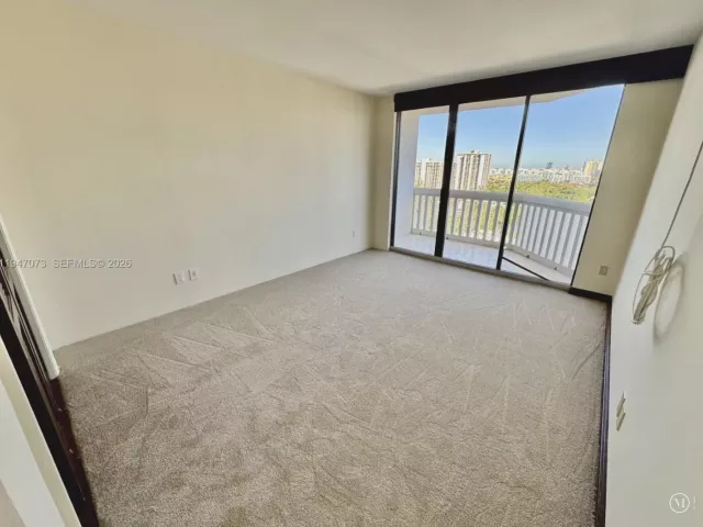 Продажа квартиры #1801 - фото 7194997