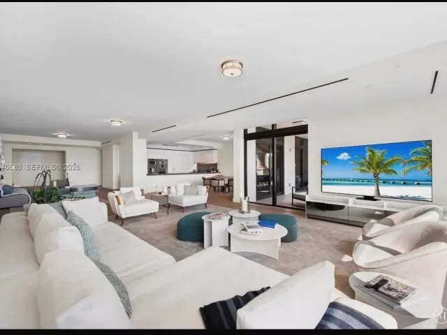 Продажа квартиры #7055 - фото 7195025