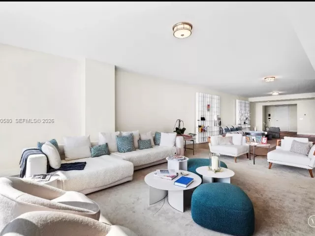 Продажа квартиры #7055 - фото 7195026