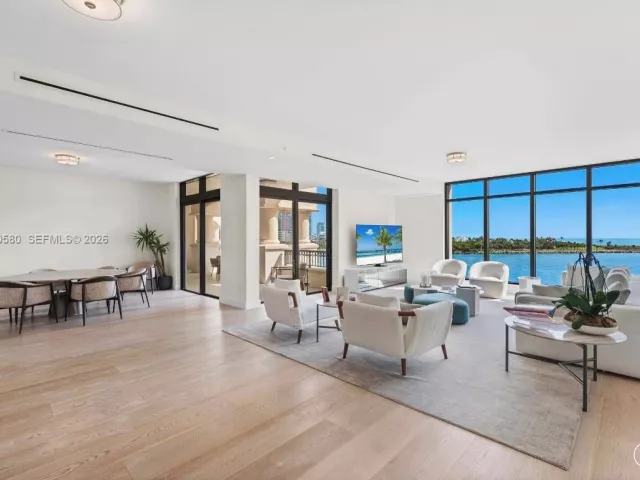 Продажа квартиры #7055 - фото 7195029