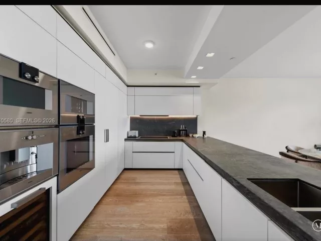 Продажа квартиры #7055 - фото 7195021