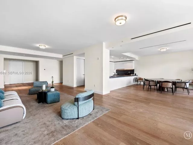 Продажа квартиры #7055 - фото 7195023