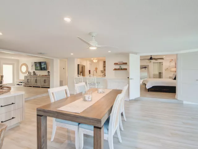 Продажа дома по адресу 521 SE 4 Court - фото 8898593