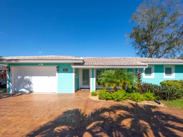 Продажа дома по адресу 521 SE 4 Court - фото 8898578