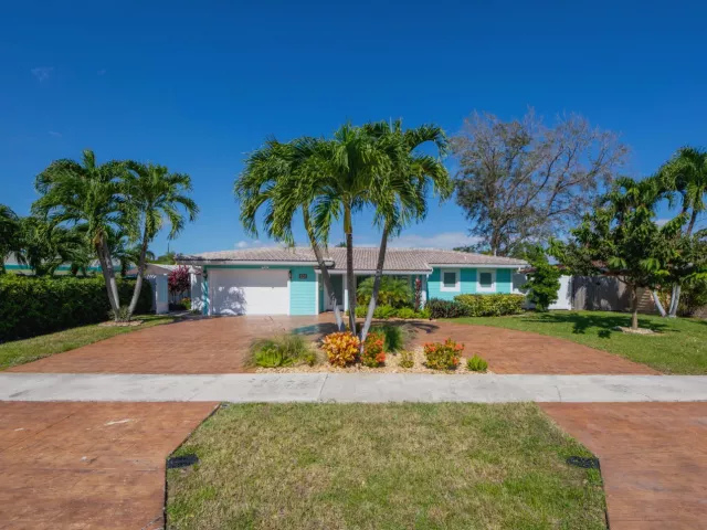 Продажа дома по адресу 521 SE 4 Court - фото 8898579