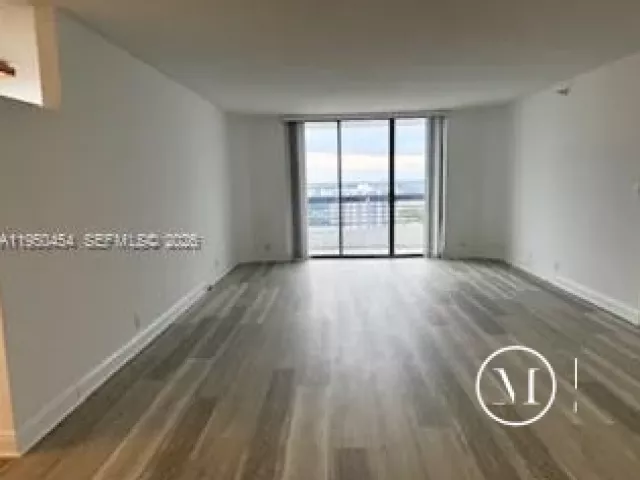 Продажа квартиры #2602 + Parking - фото 7194237