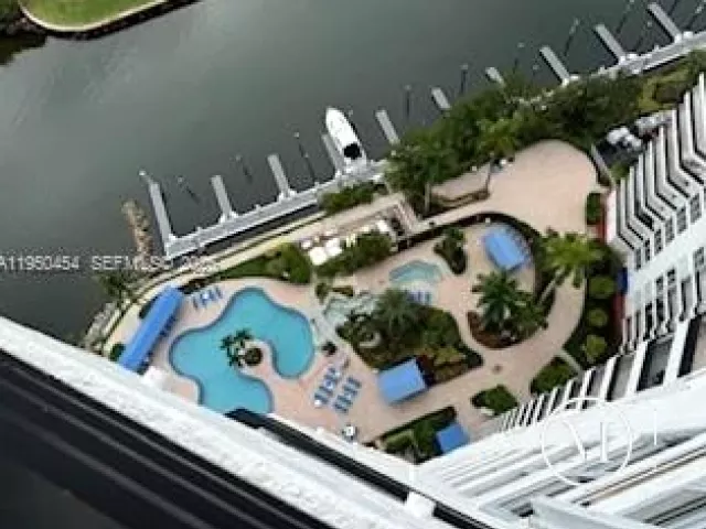 Продажа квартиры #2602 + Parking - фото 7194229