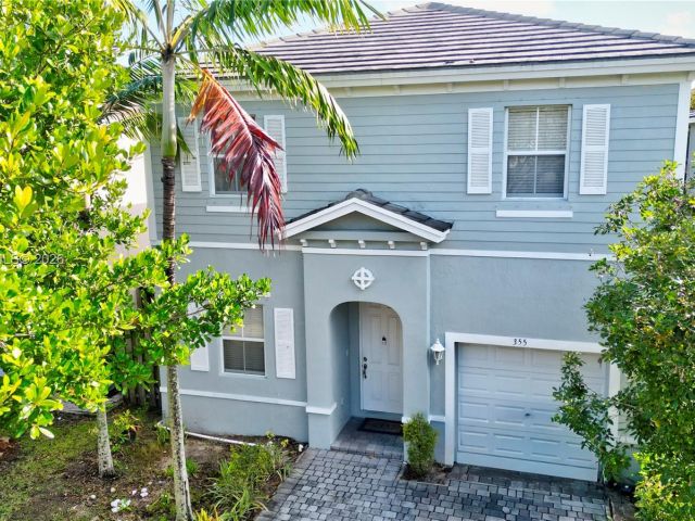 Продажа дома по адресу 355 NE 31st Ave - фото 7197761