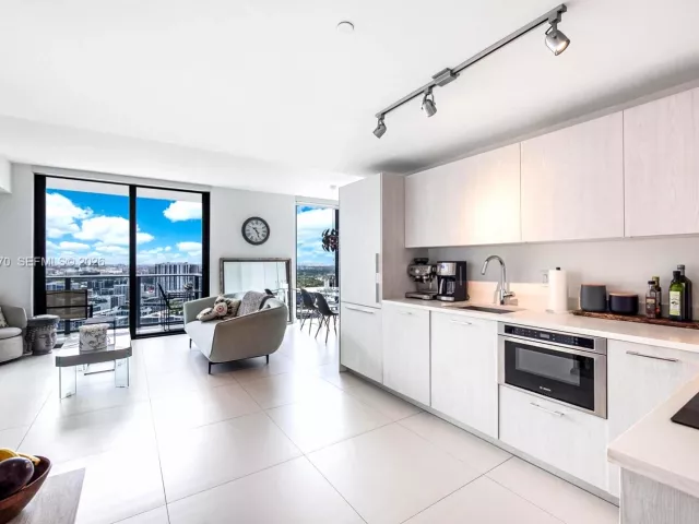 Продажа квартиры #3009 - фото 7199925