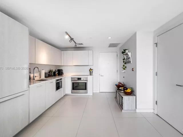 Продажа квартиры #3009 - фото 7199927