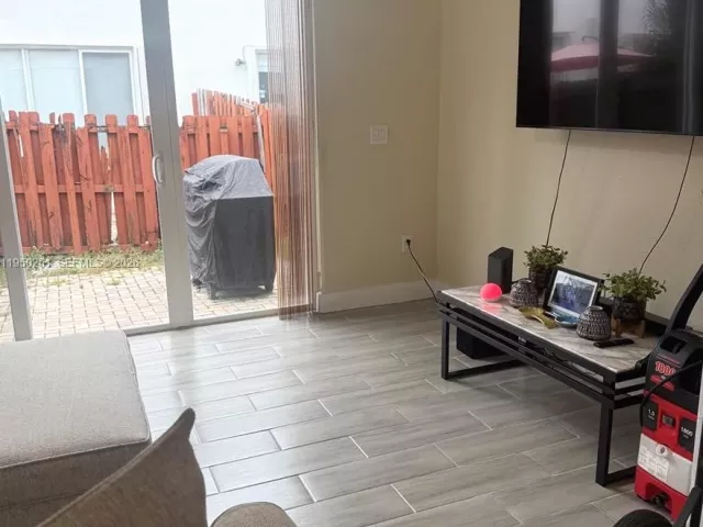 Продажа дома по адресу 5400 NW 107th Ave 416 - фото 7195654