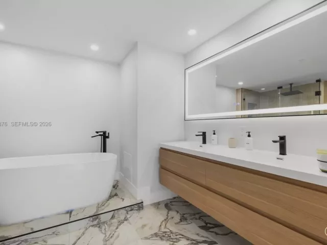 Продажа квартиры #1804 - фото 7198212