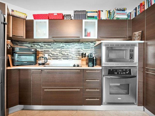 Продажа квартиры #5103 - фото 7195190