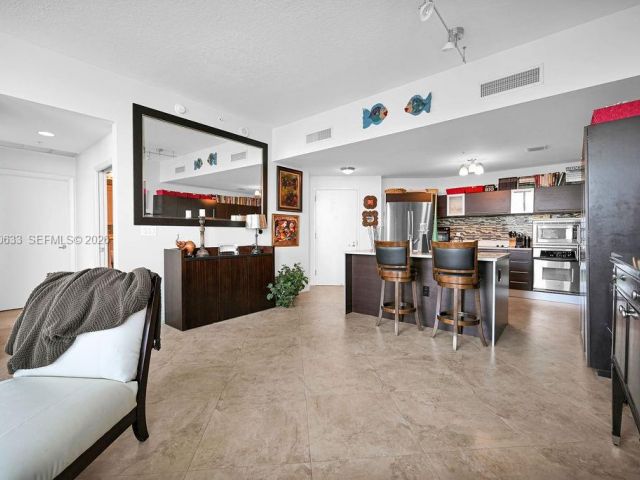 Продажа квартиры #5103 - фото 7195200