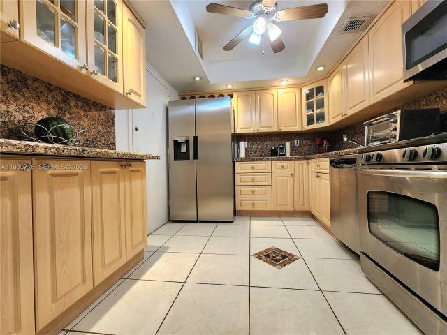 Продажа квартиры #2204 - фото 7430124