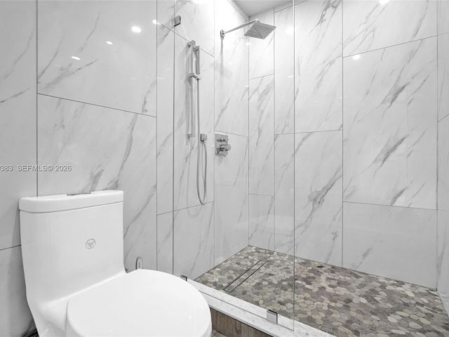 Дом в аренду по адресу 8394 SW 148th Ave 8394 - фото 7510166