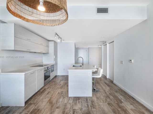 Продажа квартиры #4306 - фото 7199970