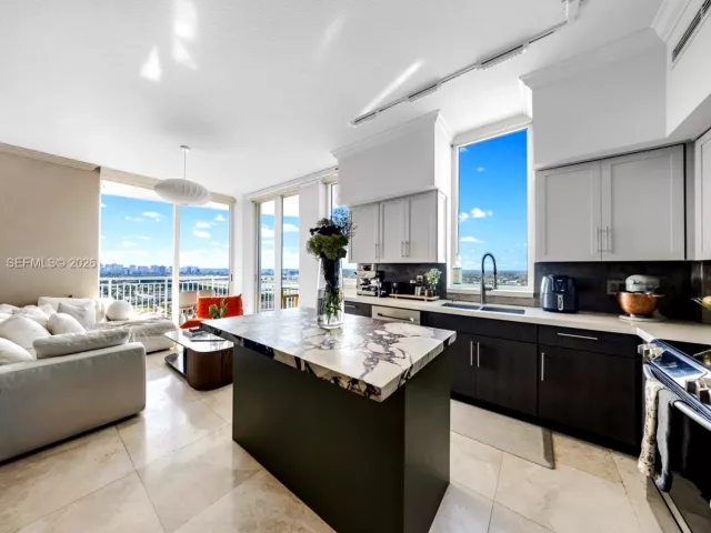 Продажа квартиры #2407W - фото 7198260