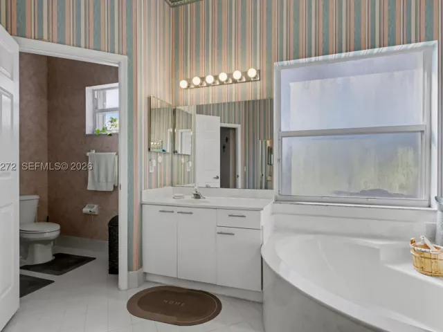 Продажа дома по адресу 15842 NW 10th St - фото 9341545