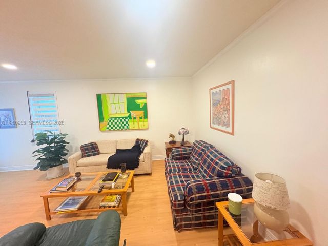 Дом в аренду по адресу 927 NW 106th Ave Cir - фото 7427788