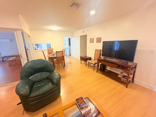 Дом в аренду по адресу 927 NW 106th Ave Cir - фото 7427793