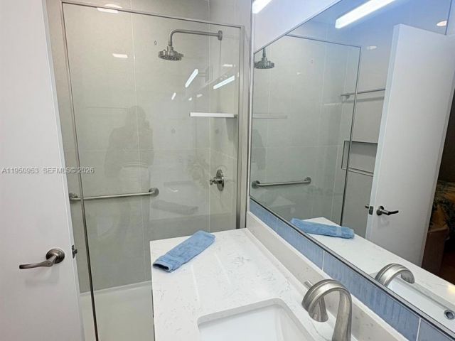 Дом в аренду по адресу 927 NW 106th Ave Cir - фото 7427797