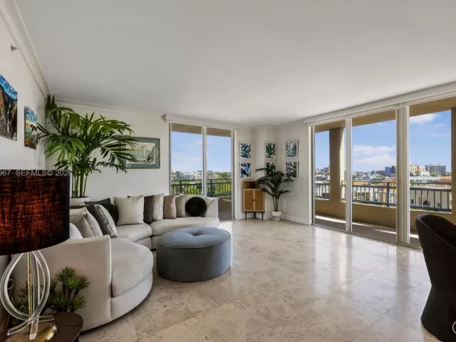 Продажа квартиры #811 - фото 7198310