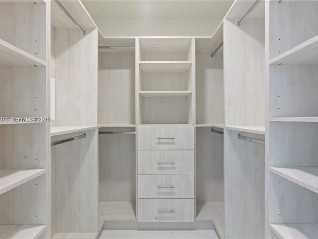 Продажа квартиры #4106 - фото 7199350