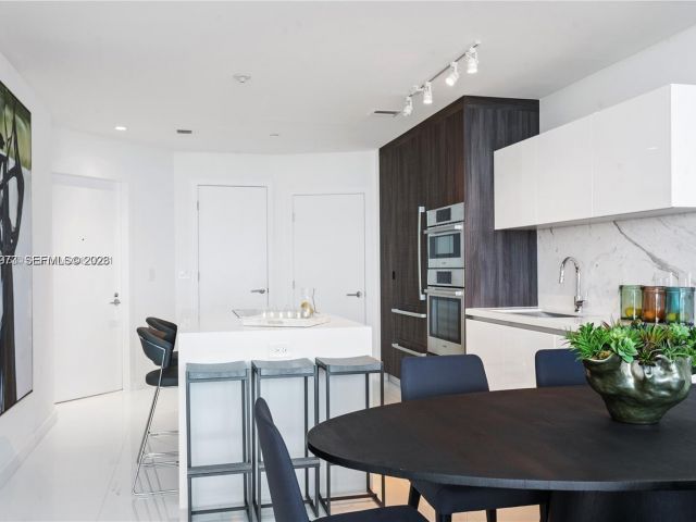 Продажа квартиры #4106 - фото 7199353