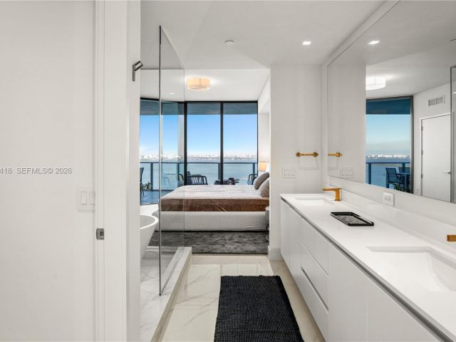 Продажа квартиры #2602 - фото 7244824