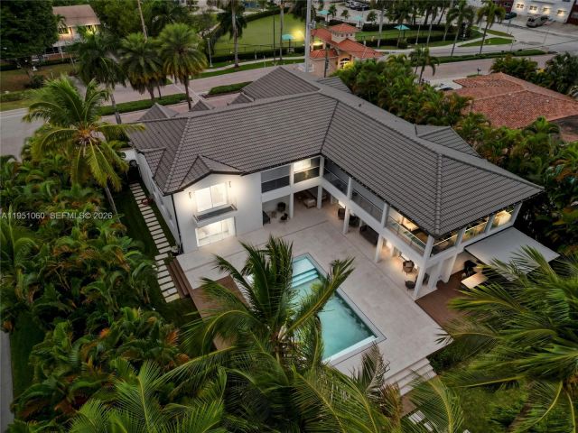 Дом в аренду по адресу 431 Layne Blvd - фото 7462076