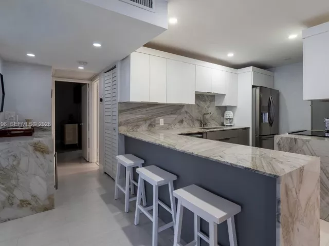 Продажа квартиры #1417 - фото 7234078