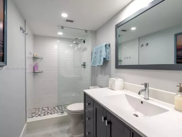 Продажа квартиры #1417 - фото 7234065