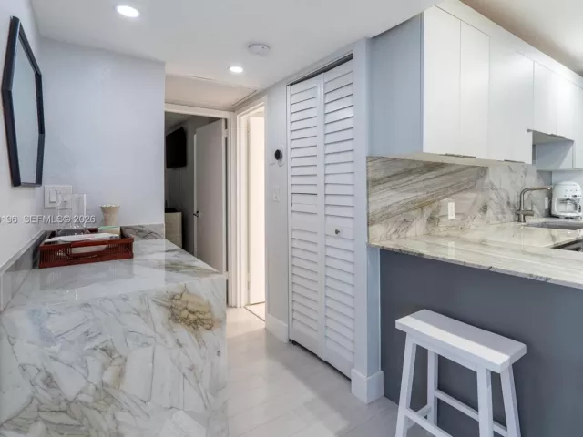 Продажа квартиры #1417 - фото 7234072