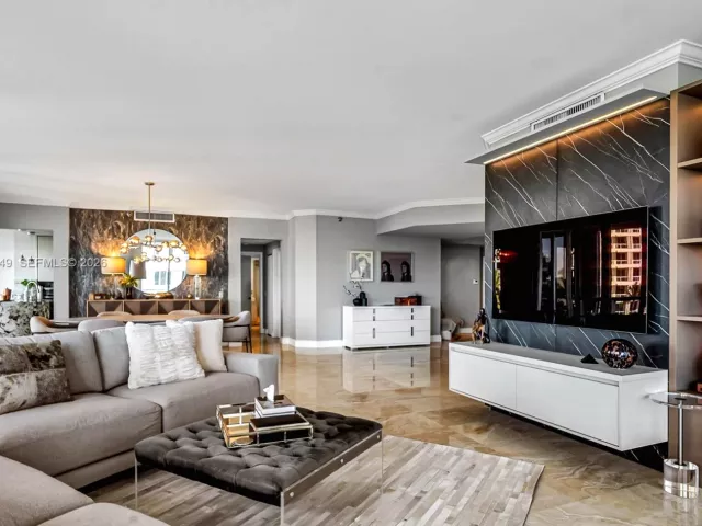 Продажа квартиры #702 - фото 7200909