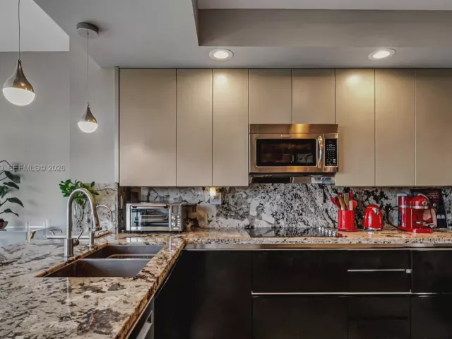 Продажа квартиры #702 - фото 7200901