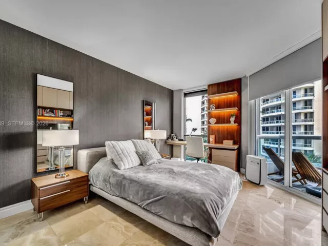 Продажа квартиры #702 - фото 7200897