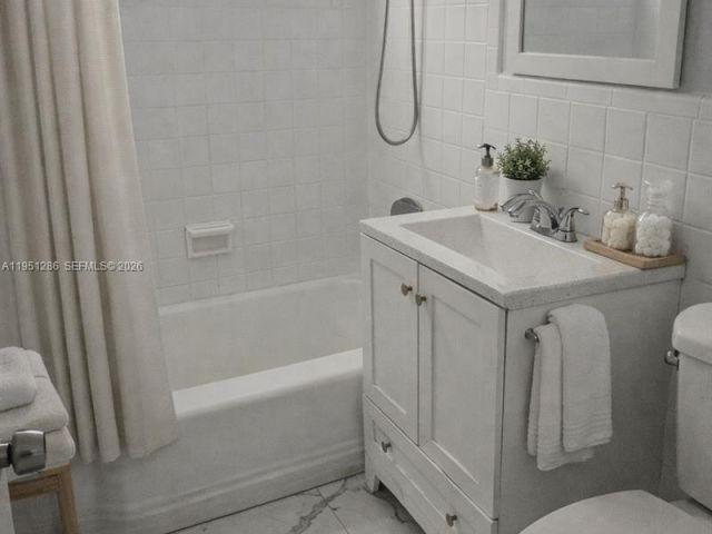 Продажа дома по адресу 1080 NW 135th St - фото 7475768