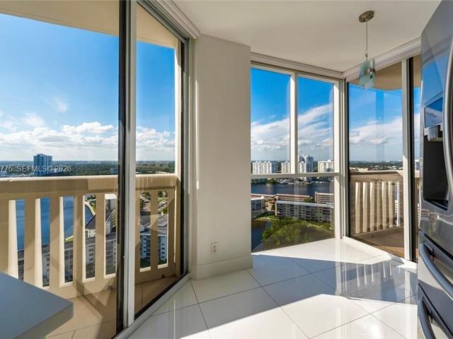 Квартира в аренду номер2410 - фото 7211728