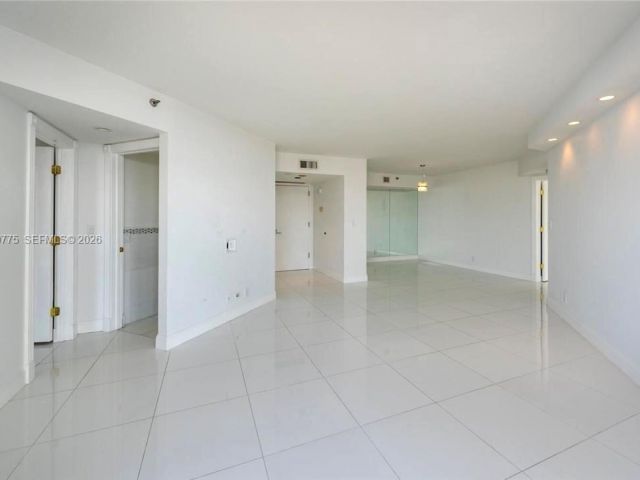 Квартира в аренду номер2410 - фото 7211733