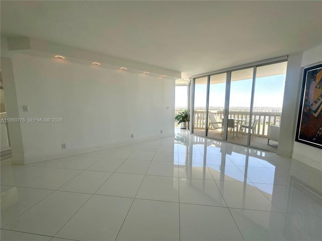 Квартира в аренду номер2410 - фото 7211735