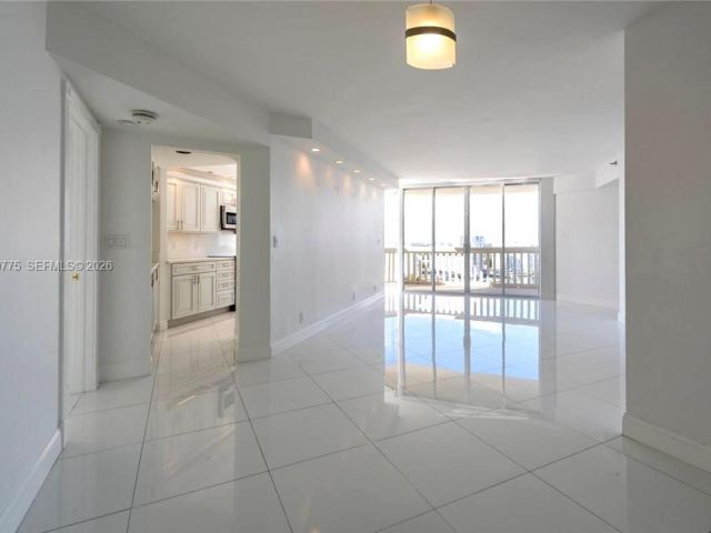 Квартира в аренду номер2410 - фото 7211738