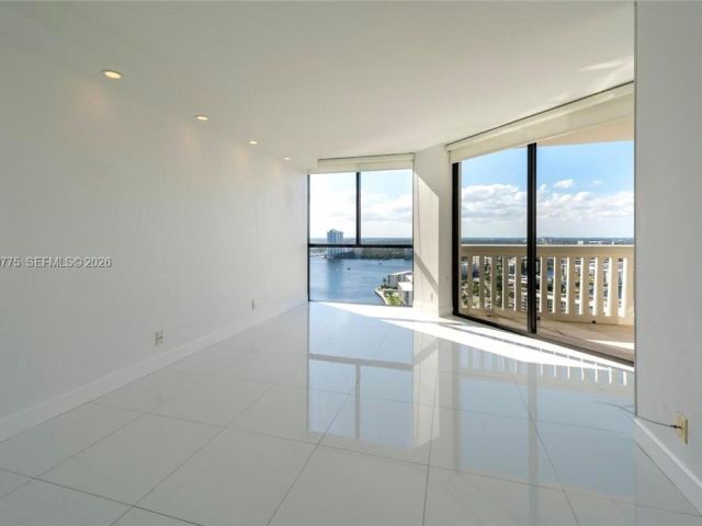 Квартира в аренду номер2410 - фото 7211748