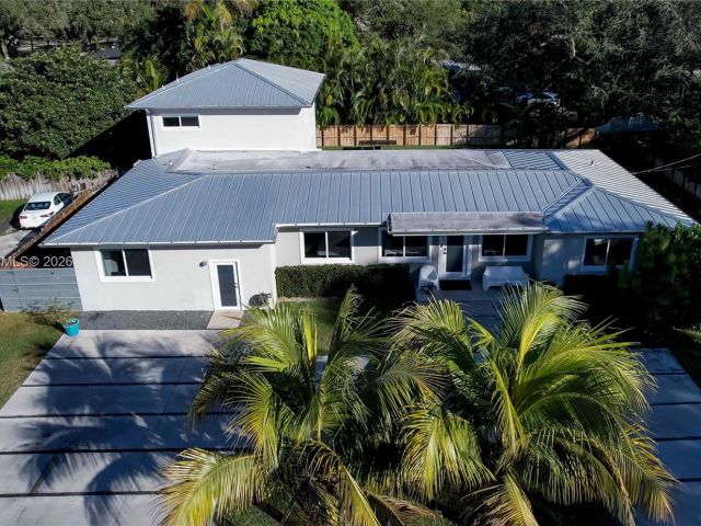 Продажа дома по адресу 831 NE 109th St - фото 7524679