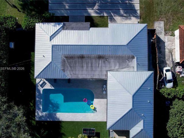 Продажа дома по адресу 831 NE 109th St - фото 7524684