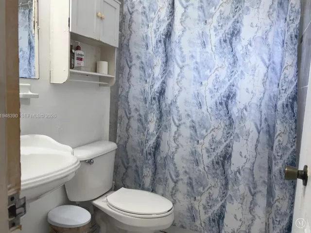 Продажа дома по адресу 330 N 69th Way - фото 7216148