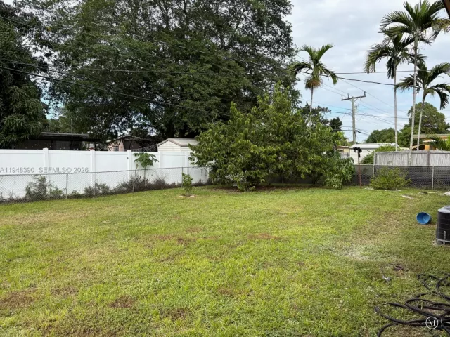 Продажа дома по адресу 330 N 69th Way - фото 7216137