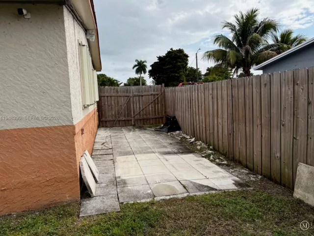 Продажа дома по адресу 330 N 69th Way - фото 7216136