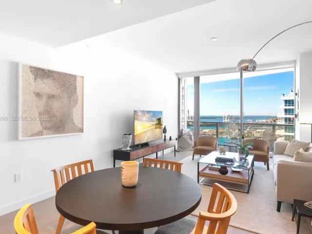 Продажа квартиры #2004 - фото 7248683